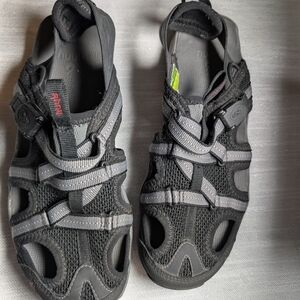 Ahnu Tilden Watersport Sandals Women's‎ US 8 Black Gray Beach Hiking Walking